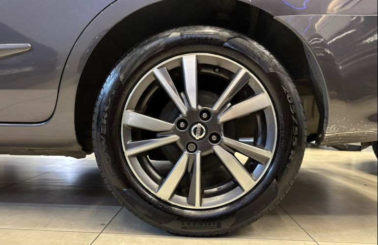 Nissan Versa 1.6 16V SL - Foto #8