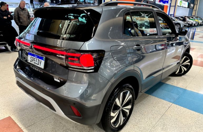 Volkswagen T-cross 1.0 200 TSi Total - Foto #6
