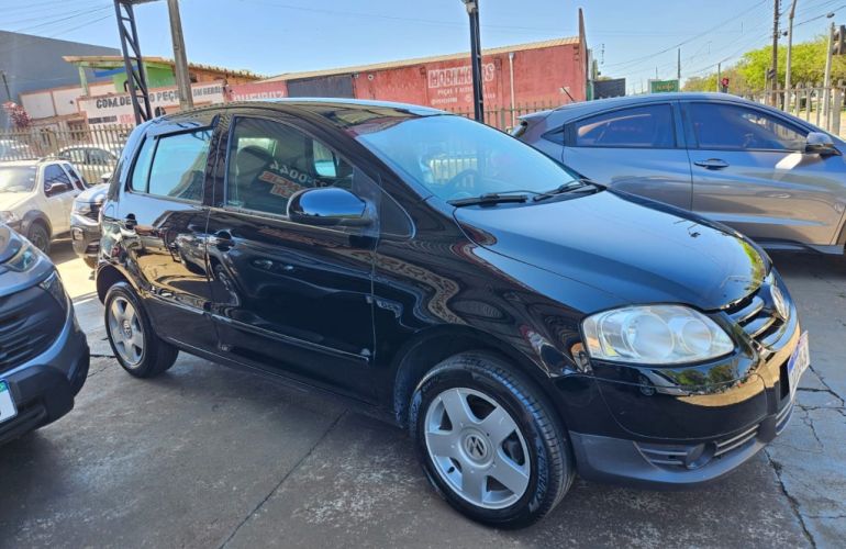 Volkswagen Fox 1.0 8V (Flex) - Foto #5
