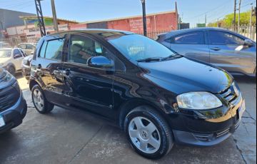 Volkswagen Fox 1.0 8V (Flex) - Foto #5
