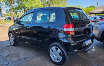 Volkswagen Fox 1.0 8V (Flex) - Foto #6