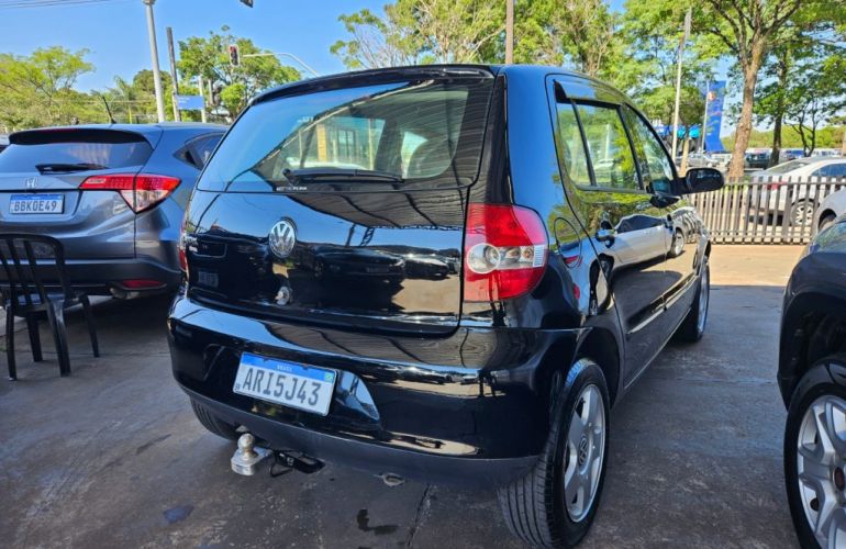 Volkswagen Fox 1.0 8V (Flex) - Foto #8