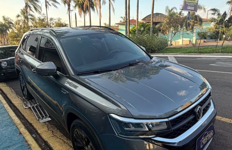 Volkswagen Taos 250 TSi Comfortline - Foto #3