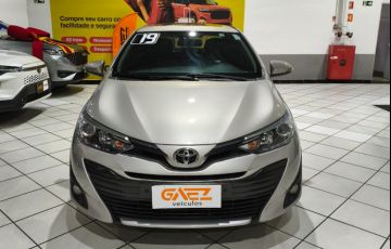 Toyota Yaris 1.5 16V Sedan Xls Multidrive - Foto #2