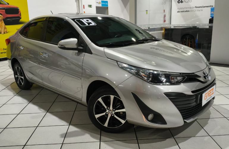 Toyota Yaris 1.5 16V Sedan Xls Multidrive - Foto #3