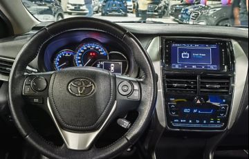 Toyota Yaris 1.5 16V Sedan Xls Multidrive - Foto #5