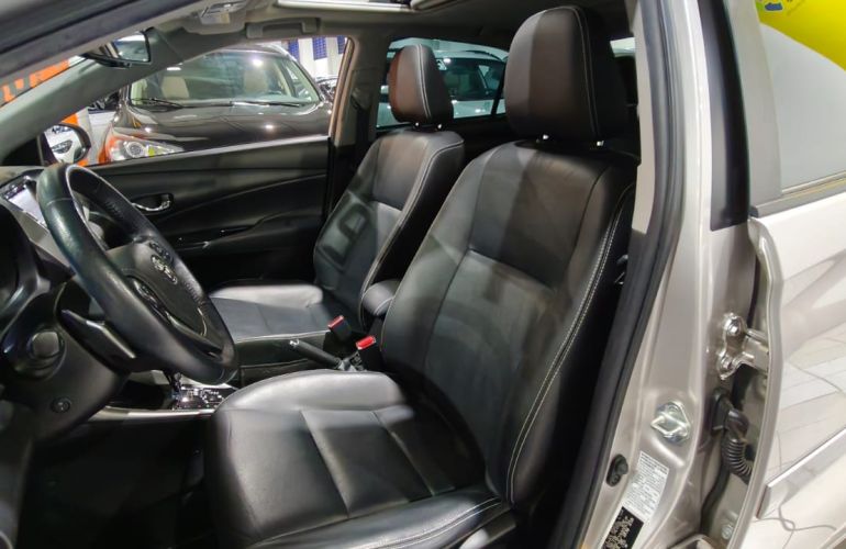 Toyota Yaris 1.5 16V Sedan Xls Multidrive - Foto #8