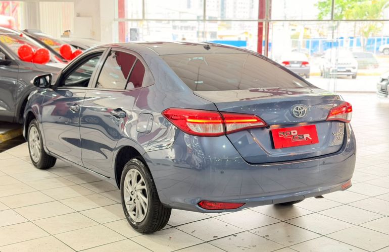 Toyota Yaris 1.5 16V Sedan Xs Connect Multidrive - Foto #4