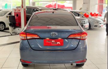 Toyota Yaris 1.5 16V Sedan Xs Connect Multidrive - Foto #5