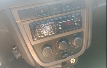 Volkswagen Voyage 1.0 Total Flex - Foto #8