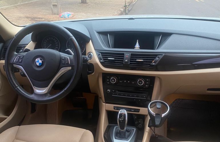 BMW X1 2.0 sDrive20i (Aut) - Foto #8