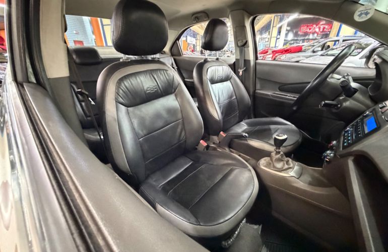 Chevrolet Cobalt 1.4 MPFi LTZ 8v - Foto #9