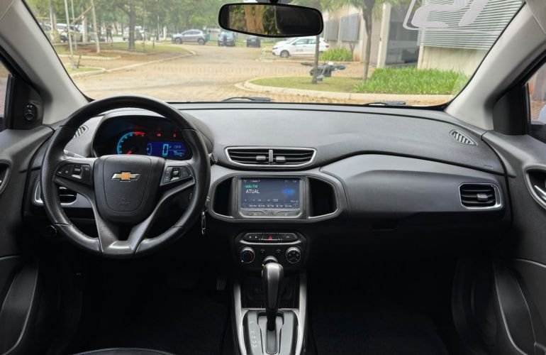 Chevrolet Onix 1.4 MPFi LTZ 8v - Foto #8