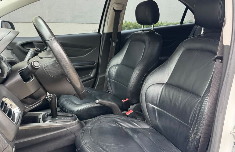 Chevrolet Onix 1.4 MPFi LTZ 8v - Foto #9