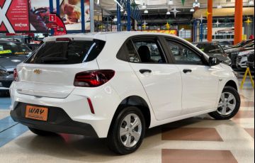 Chevrolet Onix 1.0 - Foto #7