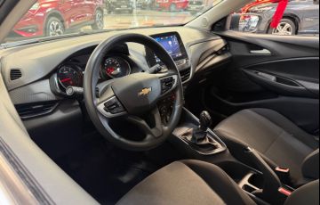 Chevrolet Onix 1.0 - Foto #9