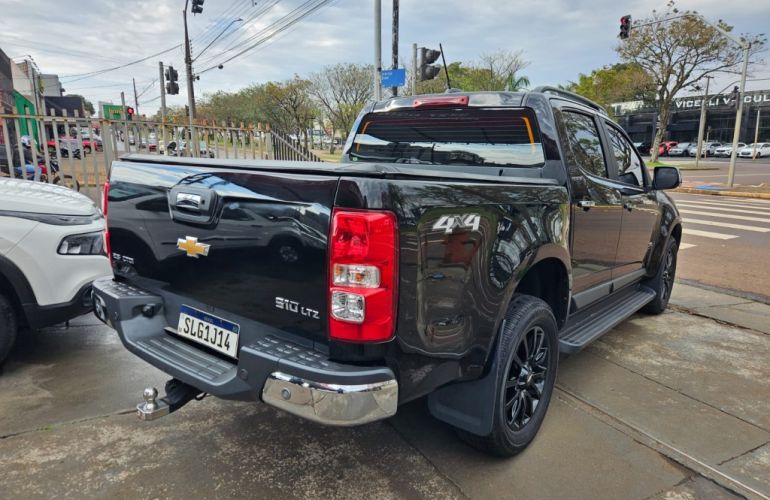 Chevrolet S10 LTZ 2.8 diesel (Cab Dupla) 4x4 (Aut) - Foto #4