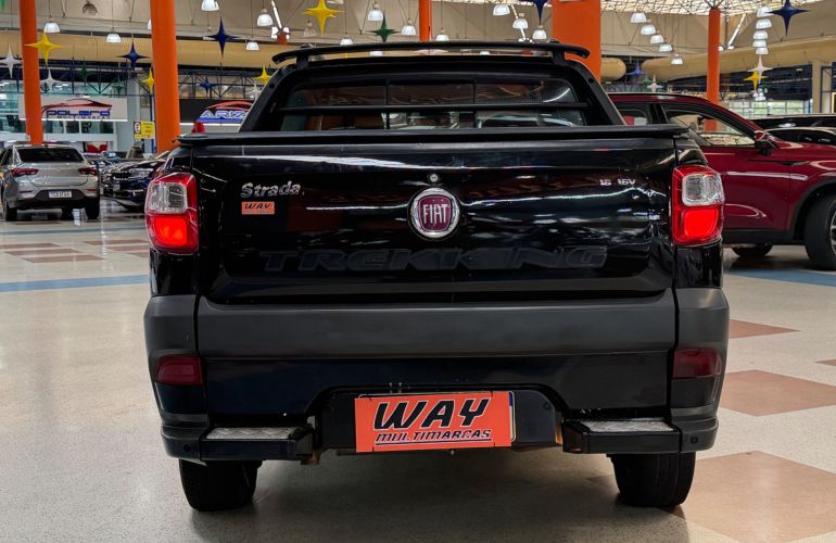 Fiat Strada 1.6 MPi Trekking CD 16v - Foto #4