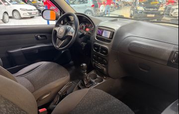 Fiat Strada 1.6 MPi Trekking CD 16v - Foto #9