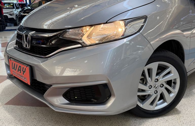Honda Fit 1.5 DX 16v - Foto #4