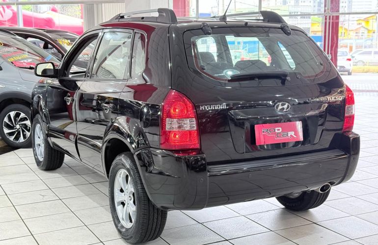 Hyundai Tucson 2.0 GL 2WD 16v - Foto #4