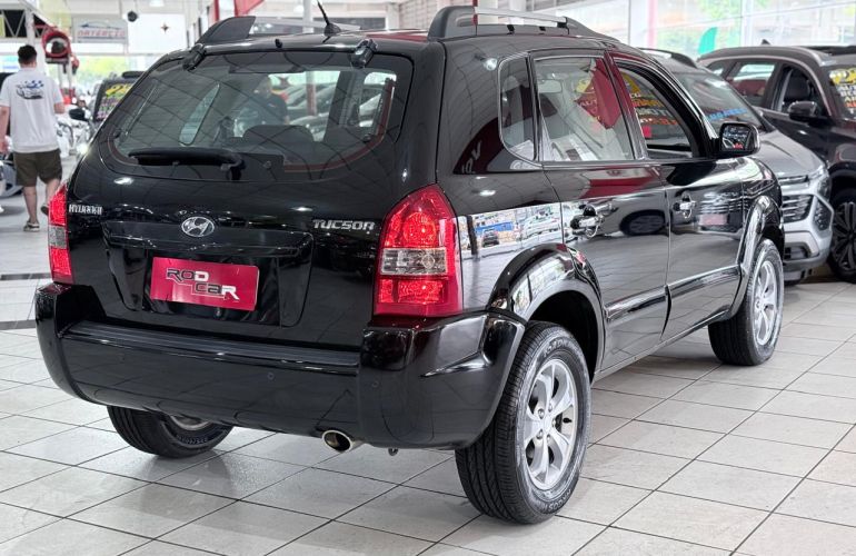 Hyundai Tucson 2.0 GL 2WD 16v - Foto #6