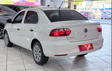 Volkswagen Voyage 1.0 12v MPi Totalflex - Foto #4
