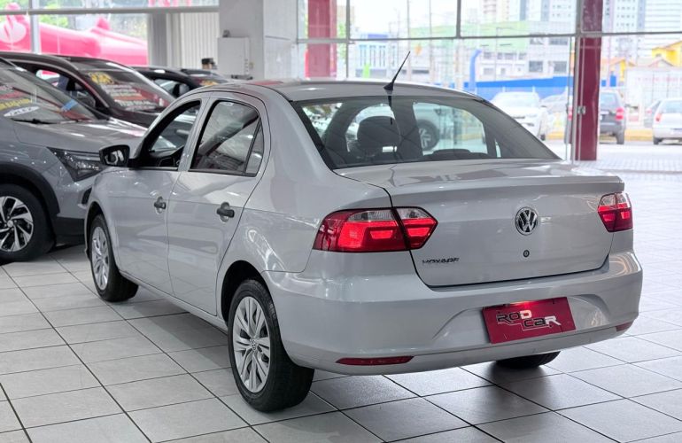 Volkswagen Voyage 1.0 12v MPi Totalflex - Foto #4