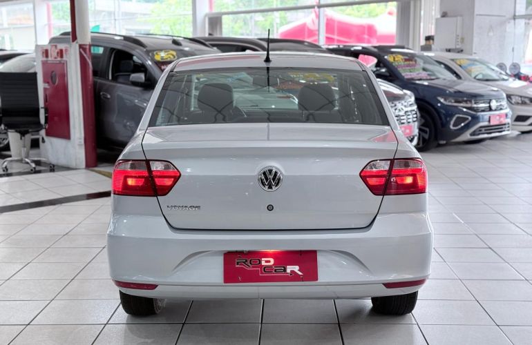 Volkswagen Voyage 1.0 12v MPi Totalflex - Foto #5