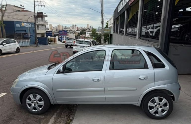 Chevrolet Corsa 1.4 MPFi Premium Sedan 8v - Foto #5