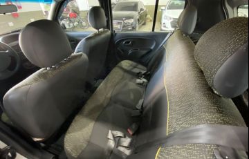 Renault Clio 1.0 Expression 16V Flex 4p Manual - Foto #9