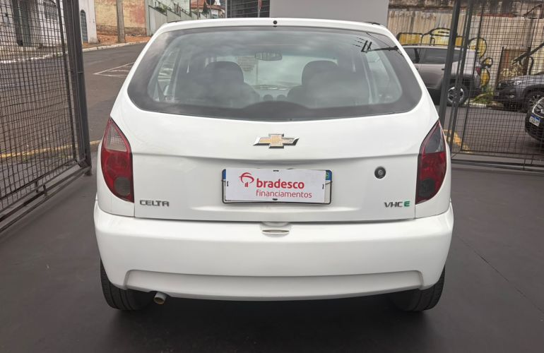 Chevrolet Celta 1.0 MPFi LS 8v - Foto #6