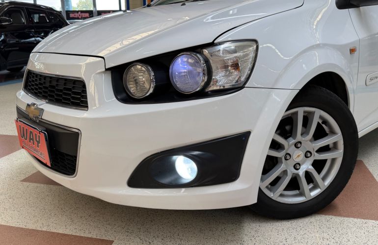 Chevrolet Sonic 1.6 LTZ 16v - Foto #2
