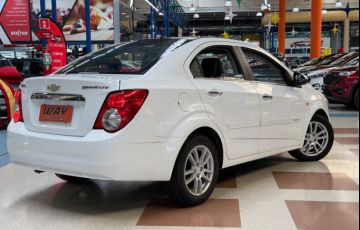 Chevrolet Sonic 1.6 LTZ 16v - Foto #4