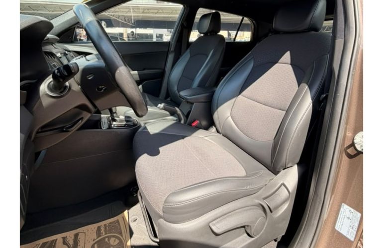 Hyundai Creta 2.0 Sport (Aut) - Foto #6