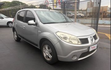 Renault Sandero 1.6 Privilege 8v - Foto #2