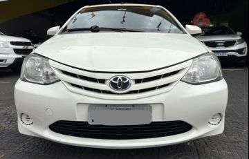 Toyota Etios 1.3 X 16v - Foto #3