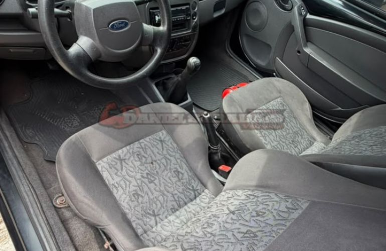 Ford Ka 1.0 MPi 8v - Foto #9