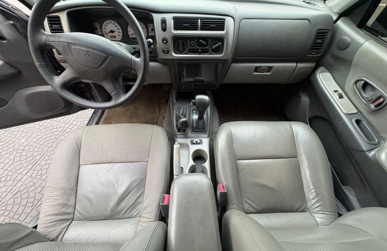 Mitsubishi Pajero Sport 3.5 Hpe 4x4 V6 24v - Foto #8