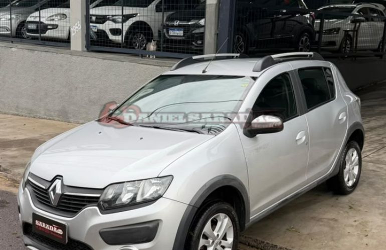 Renault Sandero 1.6 Stepway 8v - Foto #2