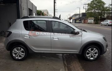 Renault Sandero 1.6 Stepway 8v - Foto #4