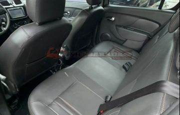 Renault Sandero 1.6 Stepway 8v - Foto #8