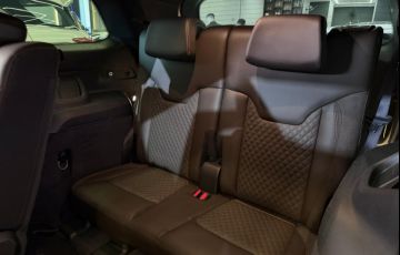 Jeep Commander 1.3 T270 Turbo Overland - Foto #8