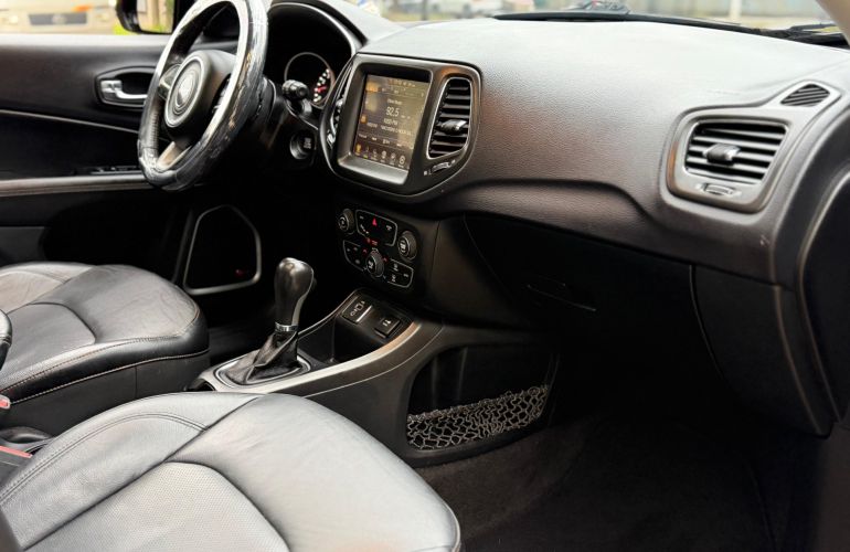Jeep Compass 2.0 16V Longitude - Foto #6