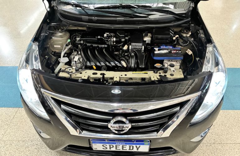 Nissan Versa 1.6 16V Unique - Foto #5