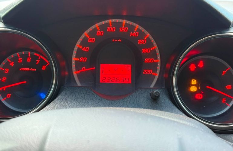 Honda Fit 1.5 Twist 16v - Foto #8