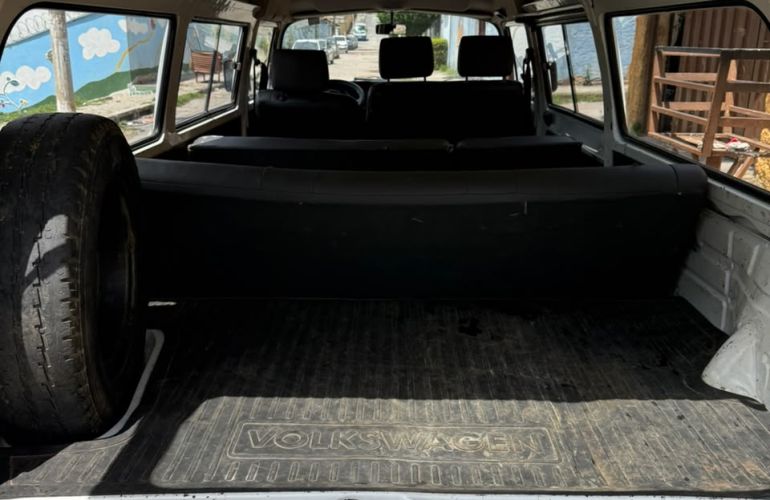Volkswagen Kombi Standard 1.4 (Flex) - Foto #2