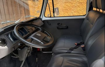 Volkswagen Kombi Standard 1.4 (Flex) - Foto #5