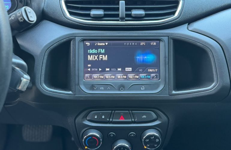 Chevrolet Onix 1.4 MPFi LTZ 8v - Foto #7