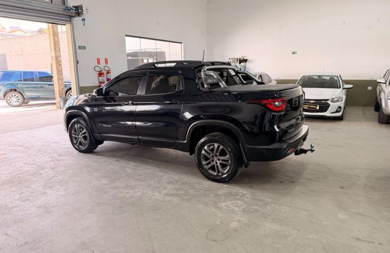 Fiat Toro 2.0 16V Turbo Diesel Freedom 4WD At9 - Foto #2